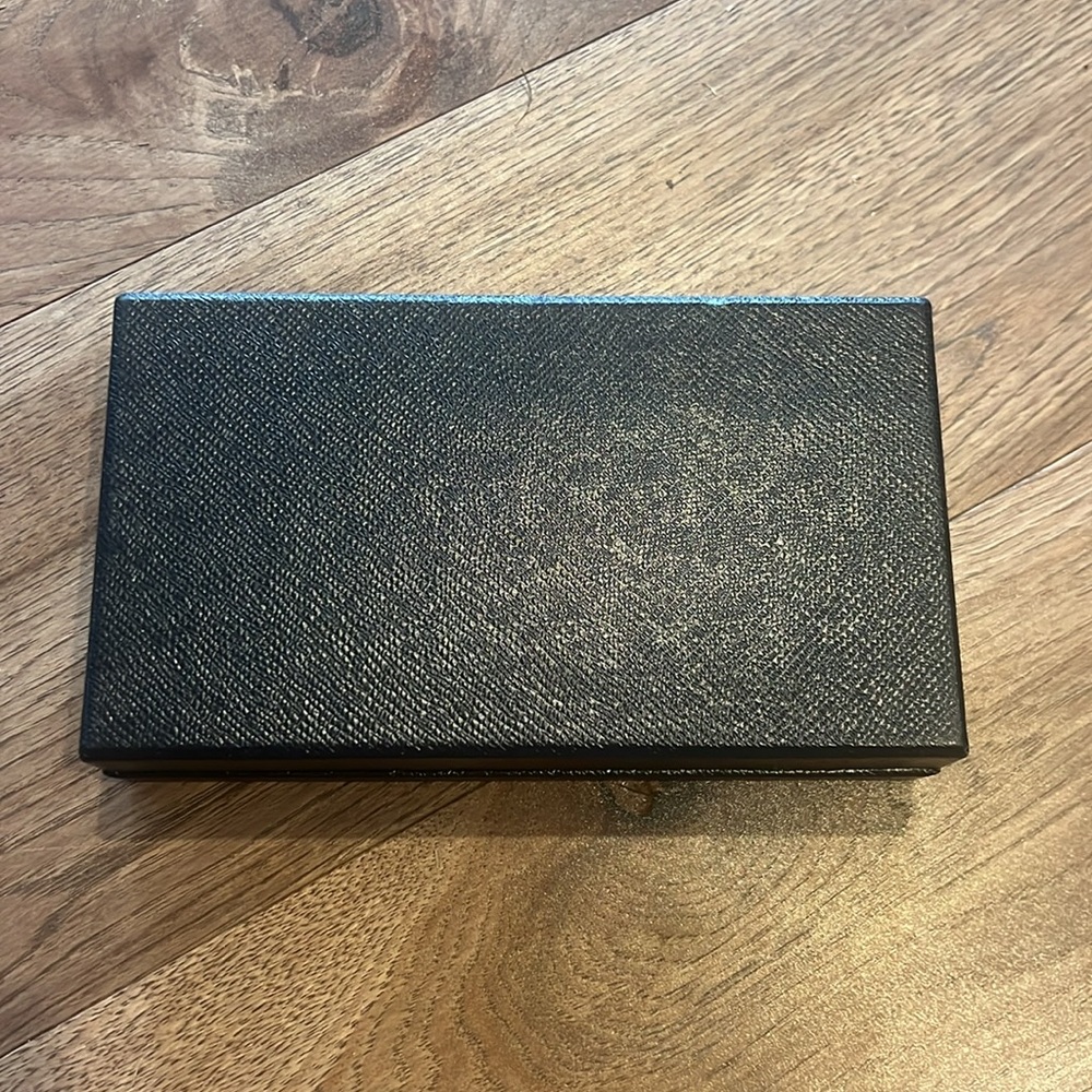 Prada box! - Picture 3 of 3